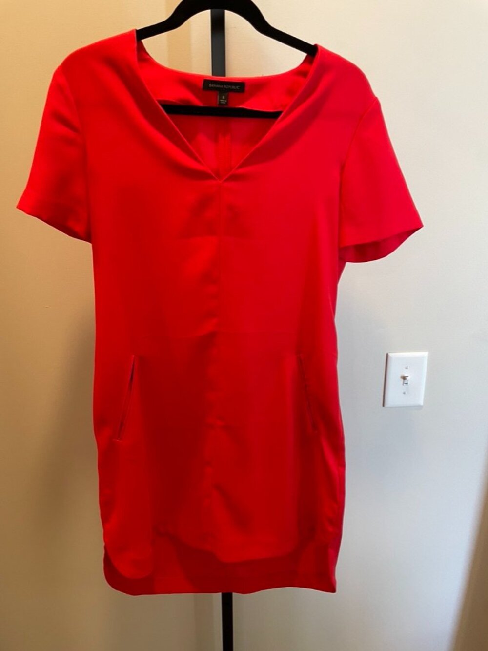 Banana Republic Red Short Sleeve Shift Dress - Size 8